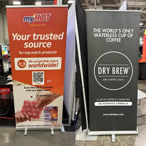 outdoor retailer banner stands