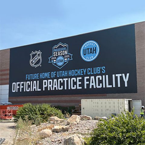 wide format vinyl construction banner at construction site